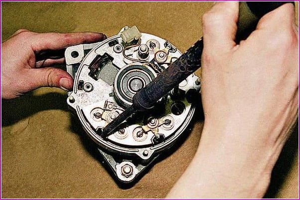 Reparación de alternador 9422.3701 de Gazelle