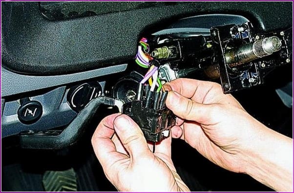 Ersetzen der Schalter und Schalter des Gazelle-Autos