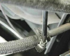 Снятие и установка масляного радиатора автомобиля Газель