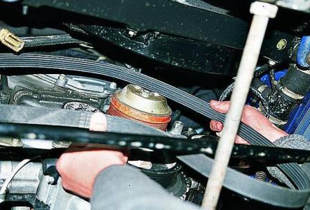 Ausbau und Reparatur der Servolenkungspumpe eines Gazelle-Autos