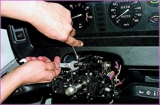 Removing, adjusting the Gazelle steering column