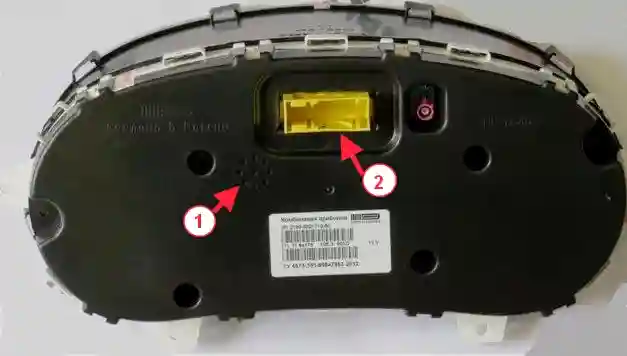 Снятие и установка комбинации приборов