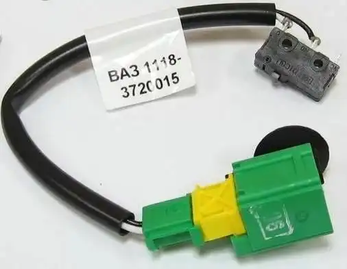 Как заменить датчик педали сцепления Лада Гранта Как заменить датчик педали сцепления Лада Гранта