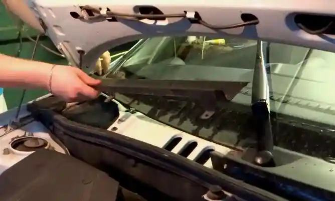 Как заменить фильтр салона Лада Гранта