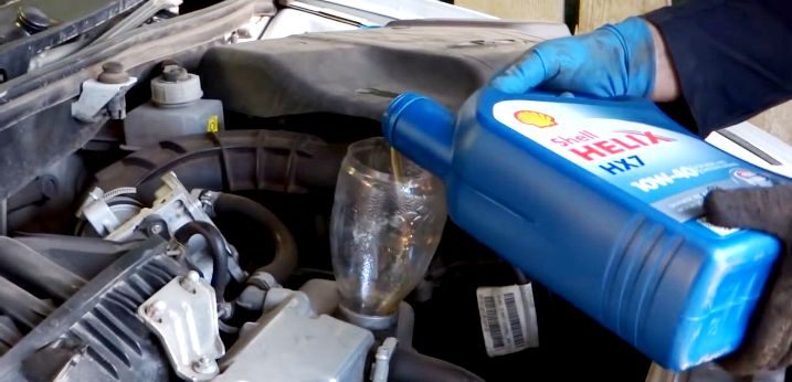Как заменить масло и фильтр двигателя Лада Гранта