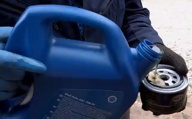 Замена масла и фильтра двигателя Лада Гранта