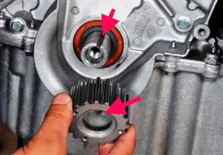 Заміна сальників колінчастого валу двигуна К7М