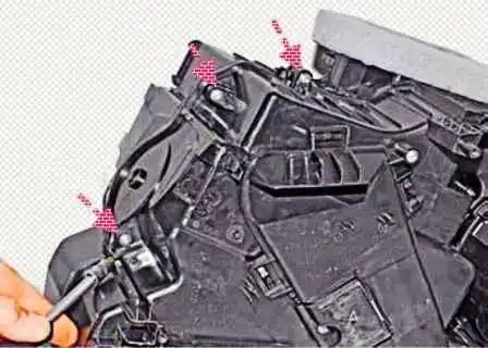 How to remove and clean the Lada Largus air conditioner evaporator How to remove and clean the Lada Largus air conditioner evaporator