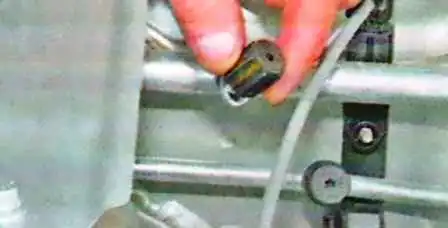 How to unload and load the refrigerant of the Lada Largus air conditioning system How to unload and load the refrigerant of the Lada Largus air conditioning system