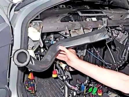 Lada Largus ішкі жылытқышын қалай алып тастауға болады