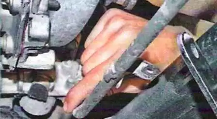 Зняття та встановлення підрамника передньої підвіски автомобіля Лада Ларгус