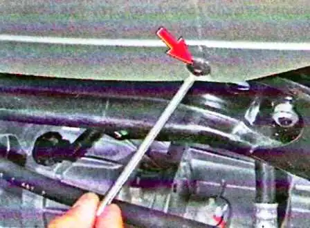 Зняття та встановлення підрамника передньої підвіски автомобіля Лада Ларгус