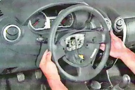 How to remove the steering wheel and steering column cover Lada Largus