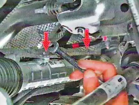 How to remove the steering gear of a Lada Largus How to remove a steering gear of a Lada Largus