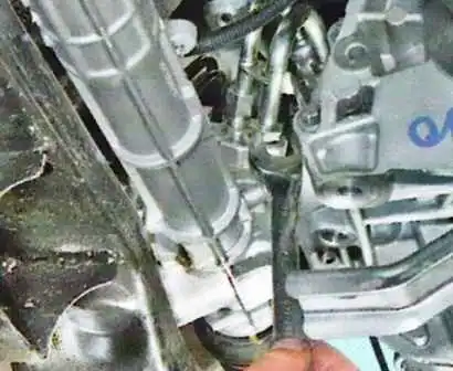How to remove the steering gear of a Lada Largus How to remove a steering gear of a Lada Largus