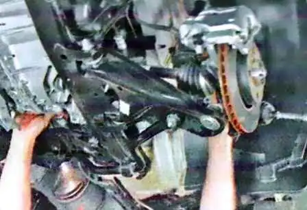How to remove the steering gear of a Lada Largus How to remove a steering gear of a Lada Largus