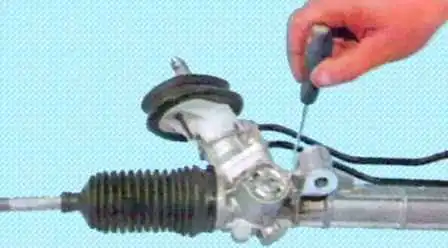 How to remove the steering gear of a Lada Largus How to remove a steering gear of a Lada Largus