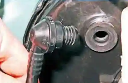 Замена вакуумного усилителя тормозов Лада ларгус Замена вакуумного усилителя тормозов Лада ларгус