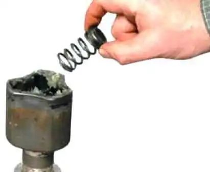 Как заменить чехлы приводных валов колес Лада Ларгус