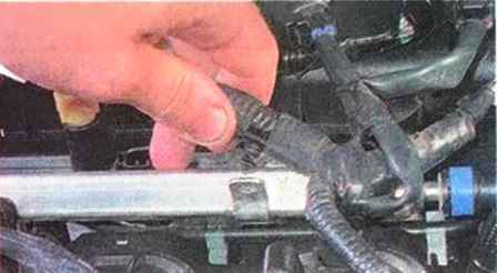 Mazda 3 fuel injector replacement