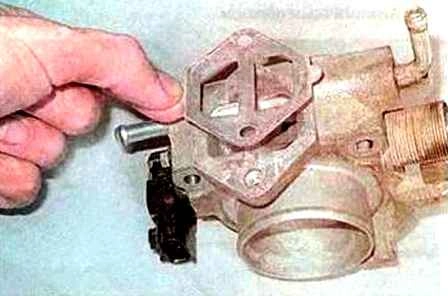 Mazda 3 Idle Regulator Replacement