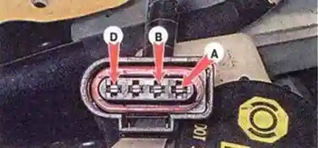 Склоочисники та омивачі Mazda 3