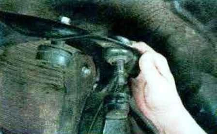Mazda 3 upper arm replacement