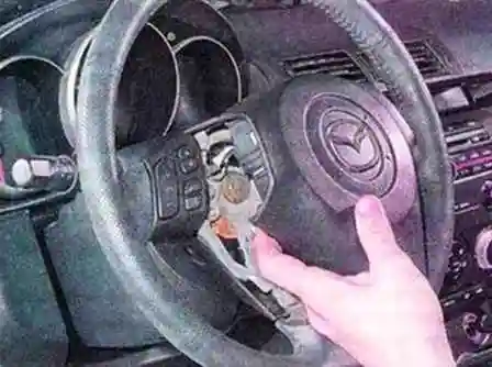 Mazda 3 рульін шешу