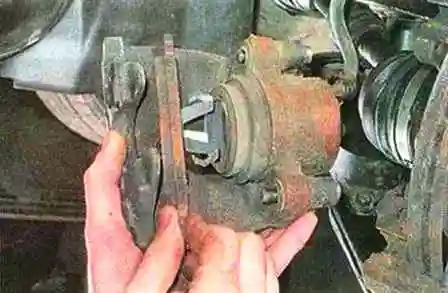 Reemplazo de almohadilla delantera Mazda 3