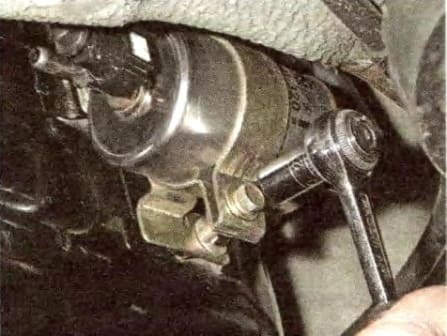 Reemplazo del filtro de combustible Renault Megane 2