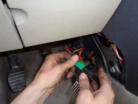 Replacing heating ECU Renault Megane 2