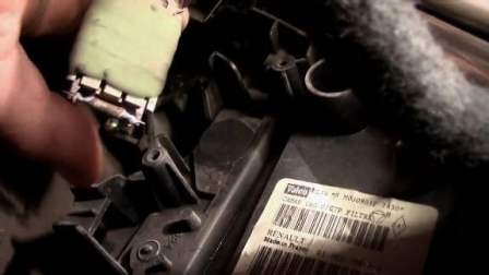 Replacing heating ECU Renault Megane 2