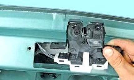 Kofferraumdeckel Renault Megan 2 reparieren