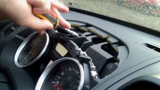 Instrument panel replacement for Renault Megane 2