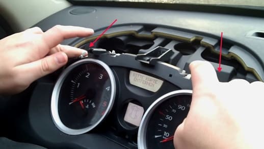 Instrument panel replacement Renault Megane 2