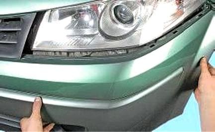 How to remove and install front bumper of Renault Megane 2