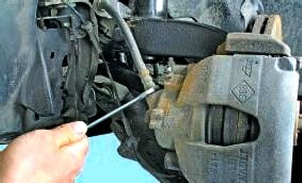 Replacing the Renault Megan 2 brake guide