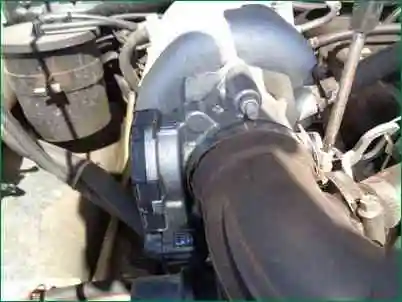 Як зняти та встановити дросельний вузол з електроприводом автомобіля Нива Шевроле Як зняти та встановити дросельний вузол з електроприводом автомобіля Нива Шевроле