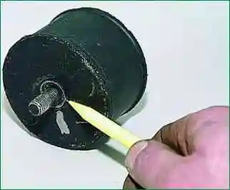 Як замінити опори двигуна ВАЗ-2123