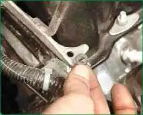 Как заменить прокладку крышки ГБЦ Niva Chevrolet