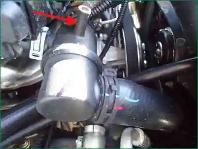 Chevrolet Niva engine thermostat replacement Chevrolet Niva engine thermostat replacement