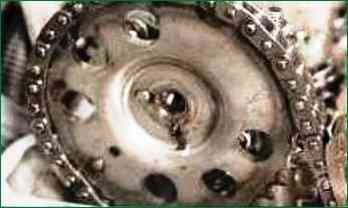 Setting the valve timing using Niva Chevrolet marks