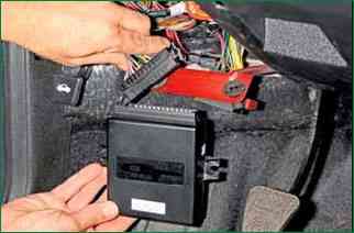How to replace the immobilizer and power package VAZ-2123