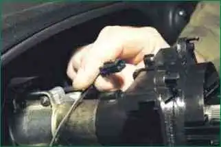 How to remove VAZ-2123 paddles