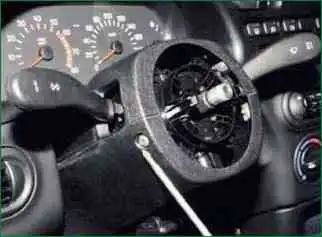 How to remove VAZ-2123 paddles