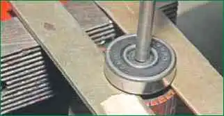 VAZ-2123 Anlasserreparatur