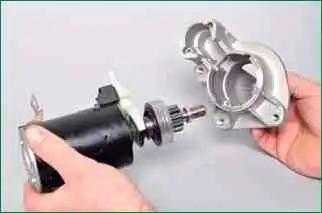 VAZ-2123 Anlasserreparatur