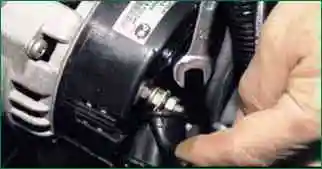 Снятие и установка генератора Niva Chevrolet