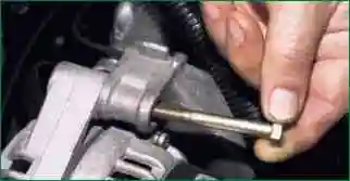 Снятие и установка генератора Niva Chevrolet