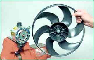 Електродвигун вентилятора Niva Chevrolet